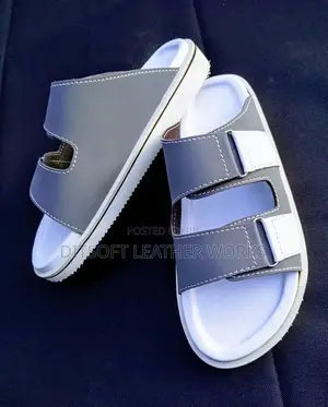 Men's Grey & White Casual Pam Slippers With Straps