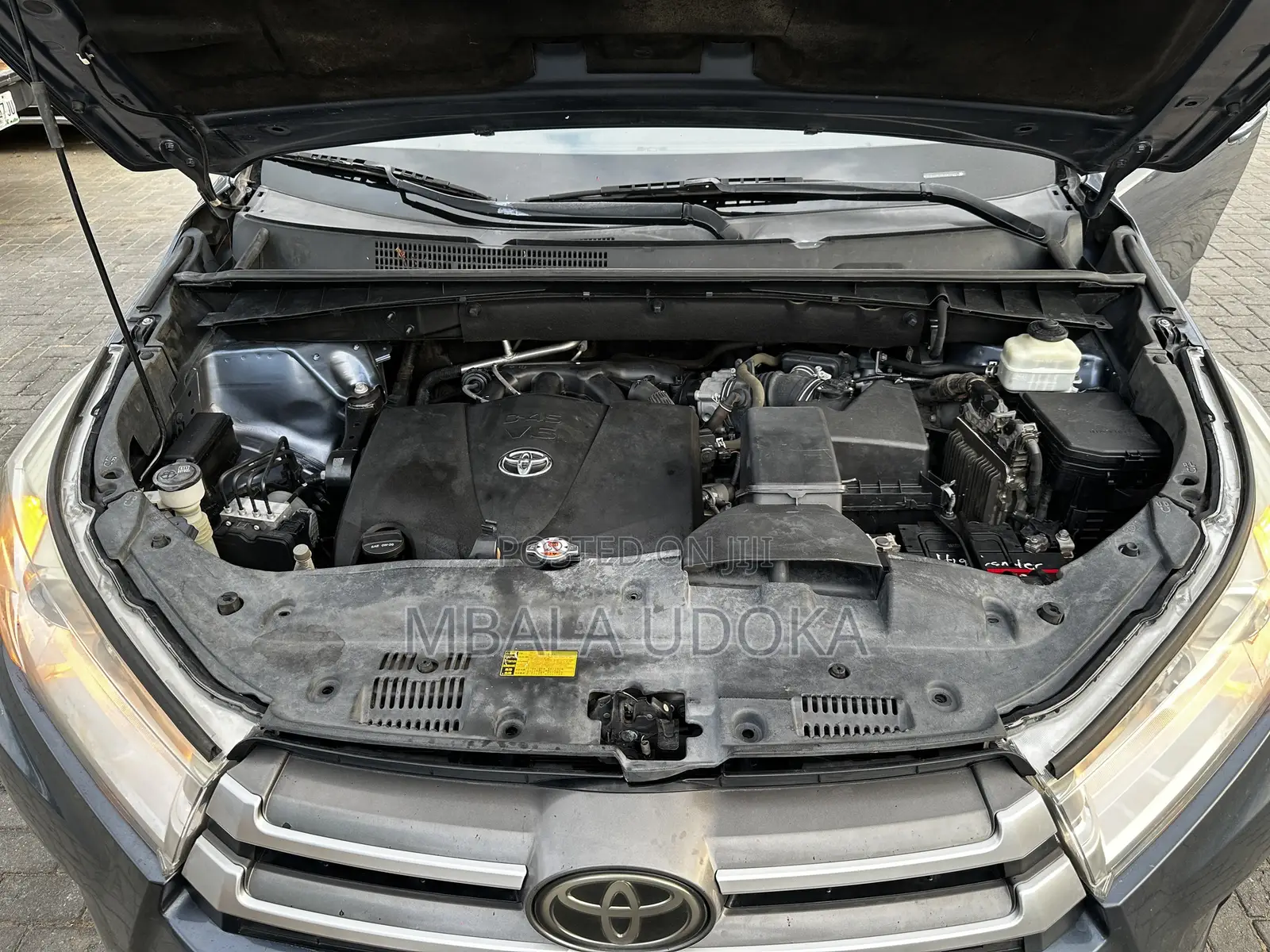 Toyota Highlander 2018 Blue