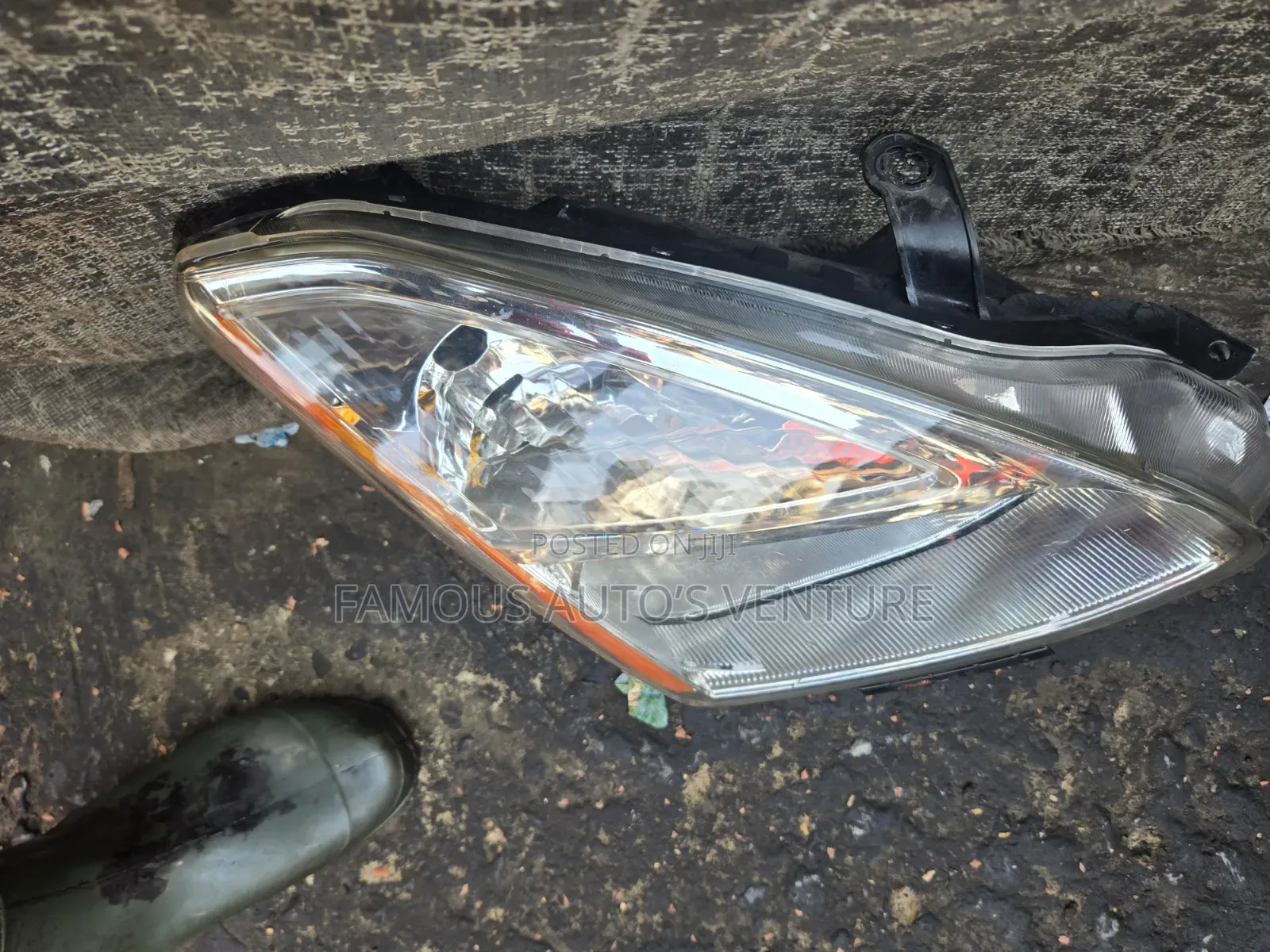 Headlight Nissan Rogue 2008