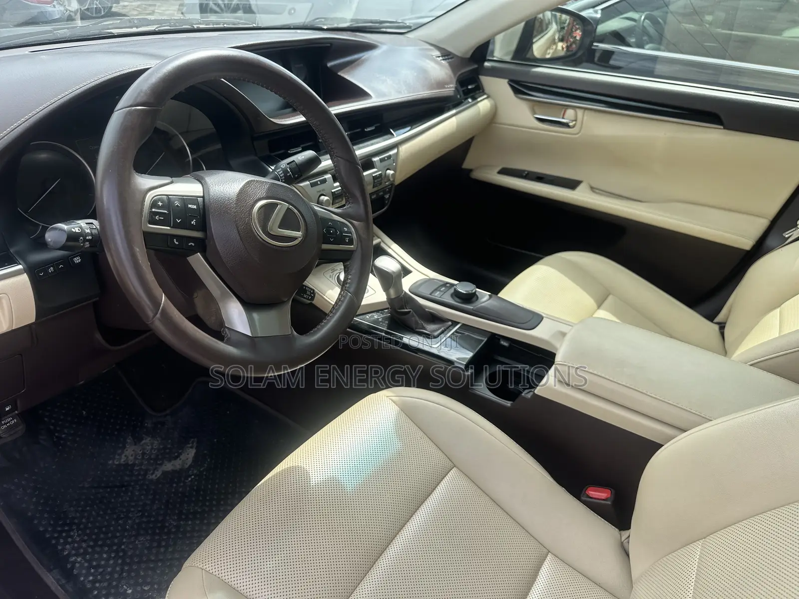 Lexus ES 2016 Gold