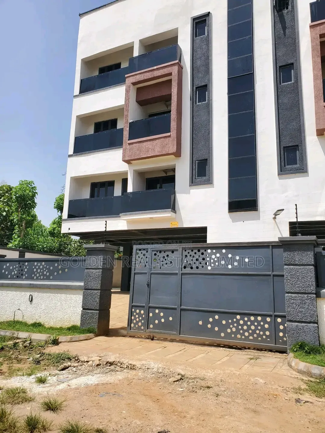 3bdrm Apartment in Katampe (Main) for sale