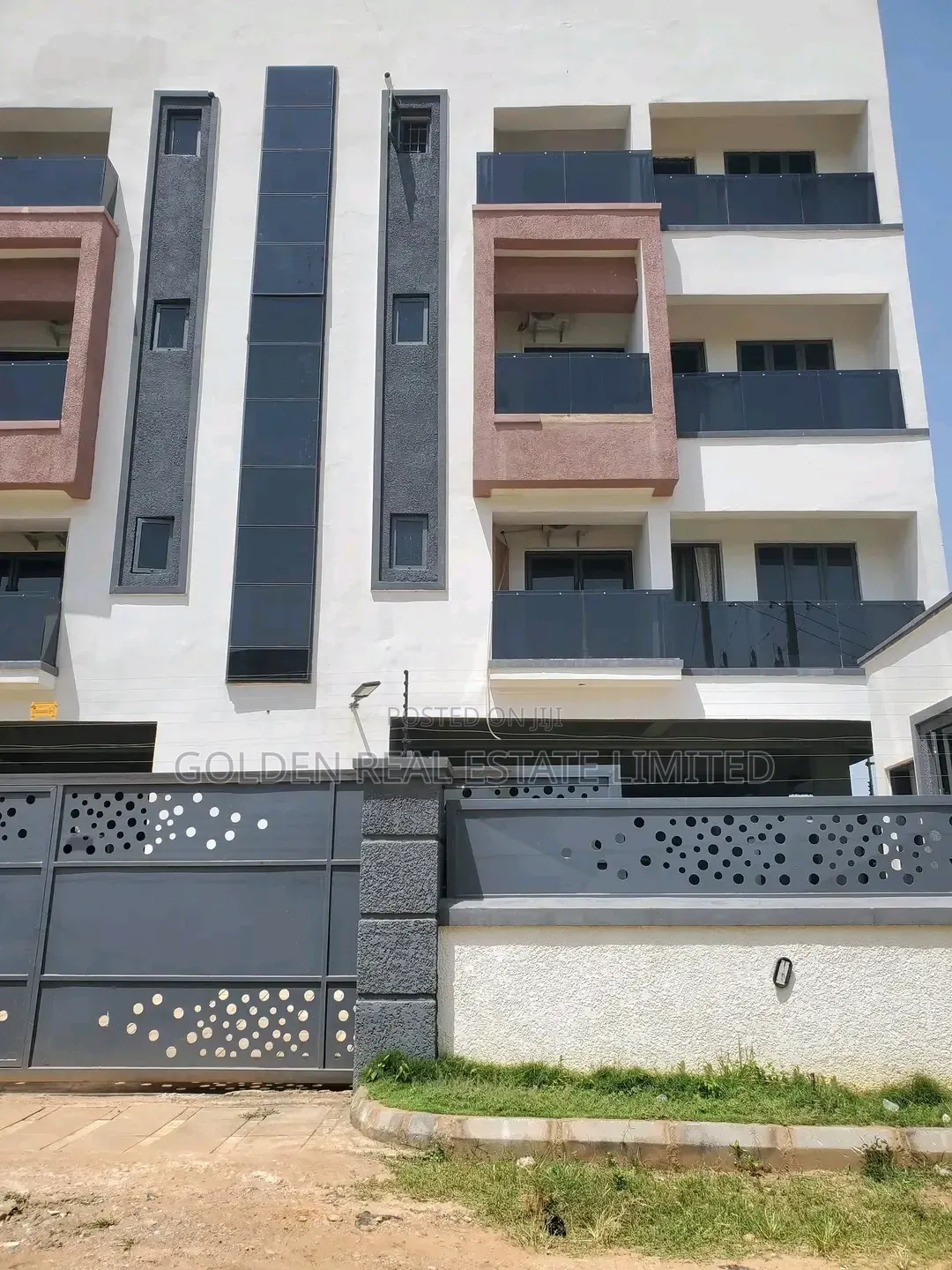 3bdrm Apartment in Katampe (Main) for sale