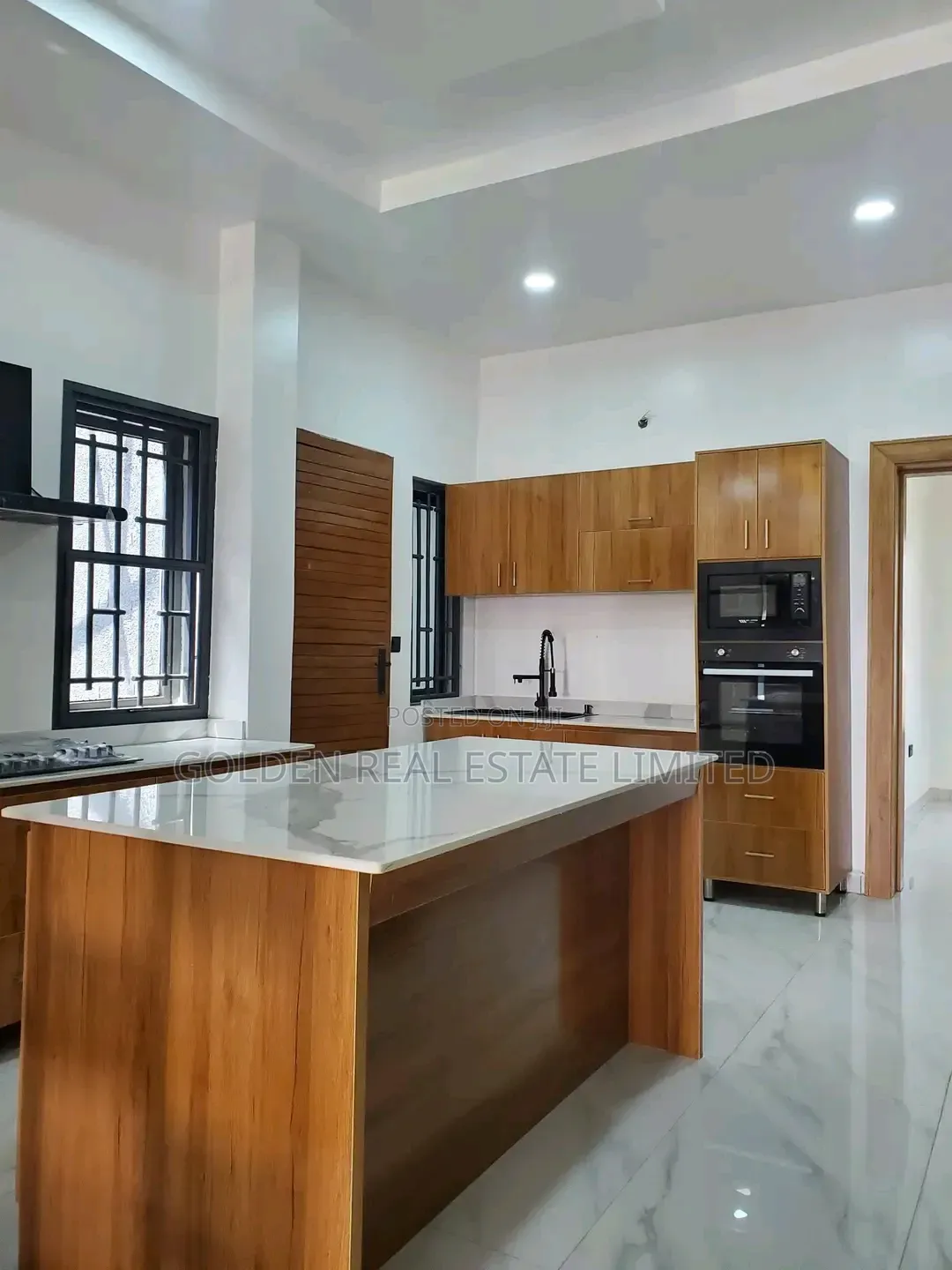 3bdrm Apartment in Katampe (Main) for sale