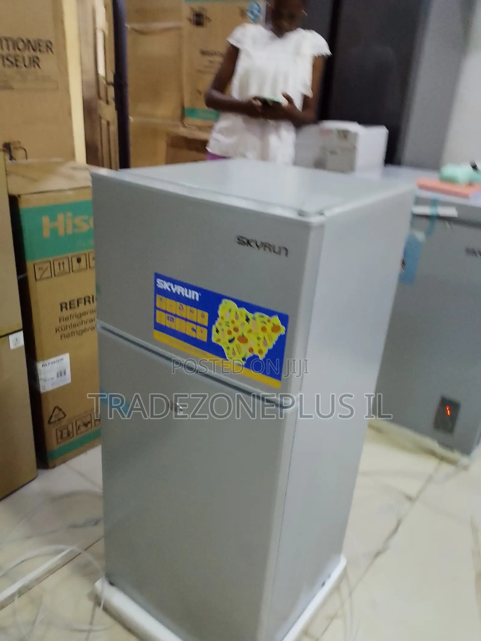 Skyrun BCD-108J Fridge for Convenient Food Storage