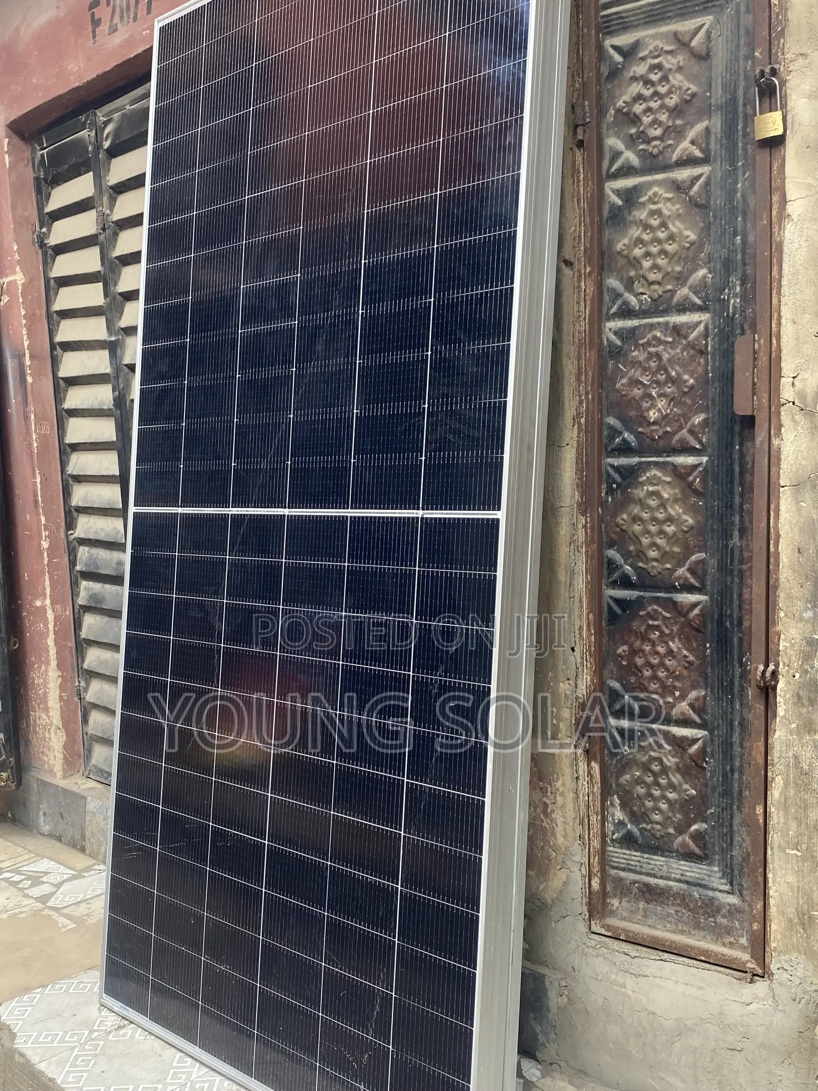 650w Jinko Solar Panel