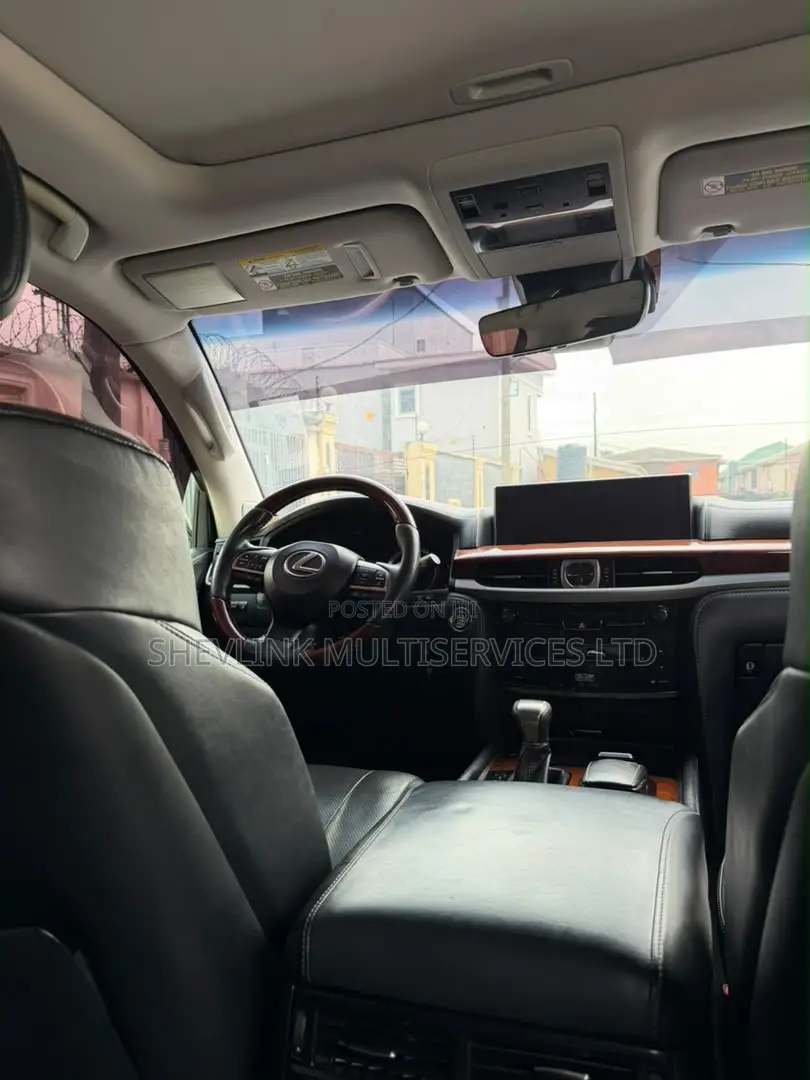 Lexus LX 570 AWD 2019 Black