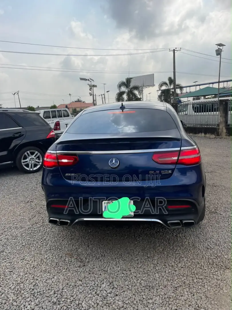Mercedes-Benz GLE-Class 2019 Blue
