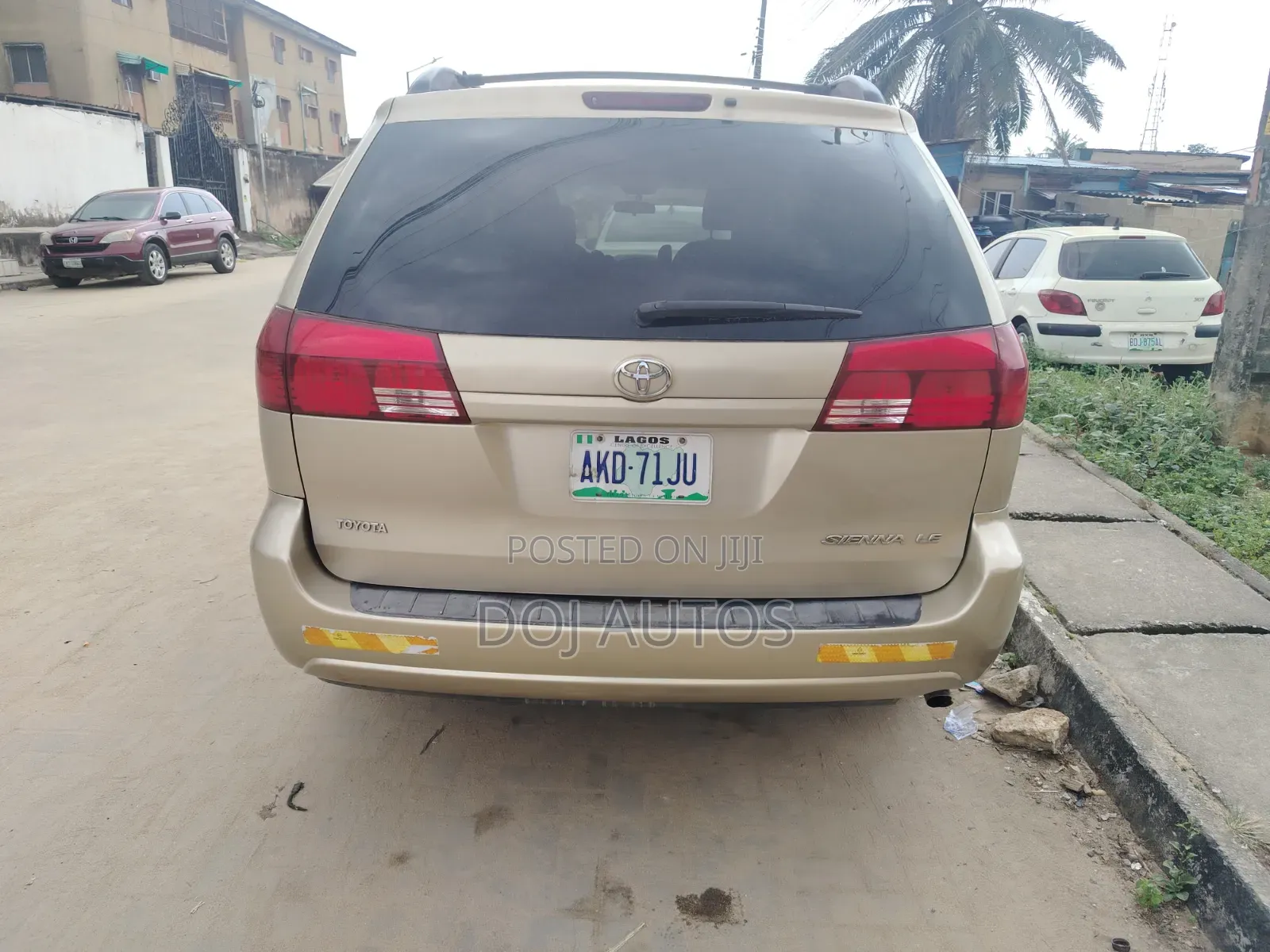 Toyota Sienna 2005 Gold
