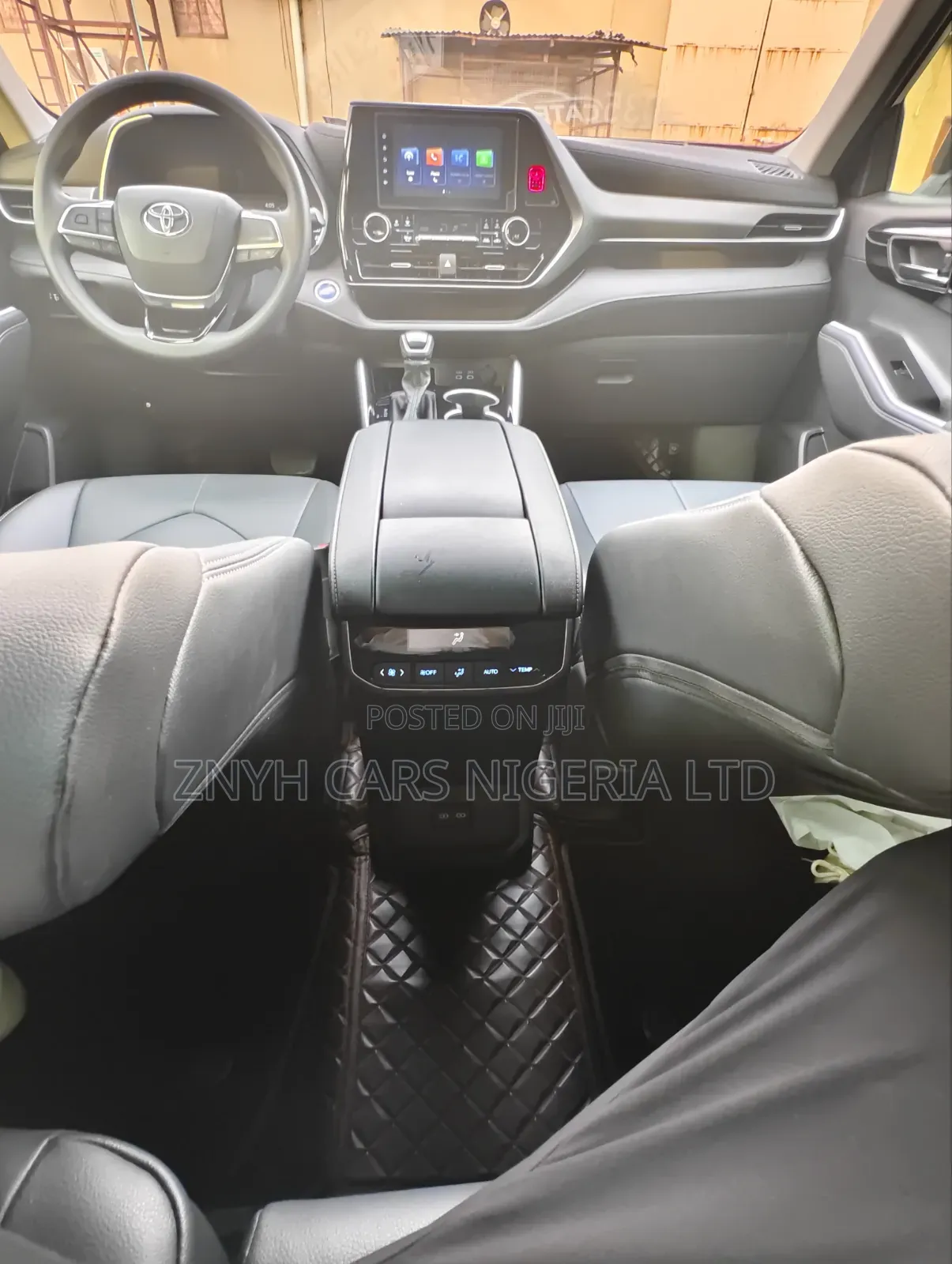 Toyota Highlander L 2022 Black