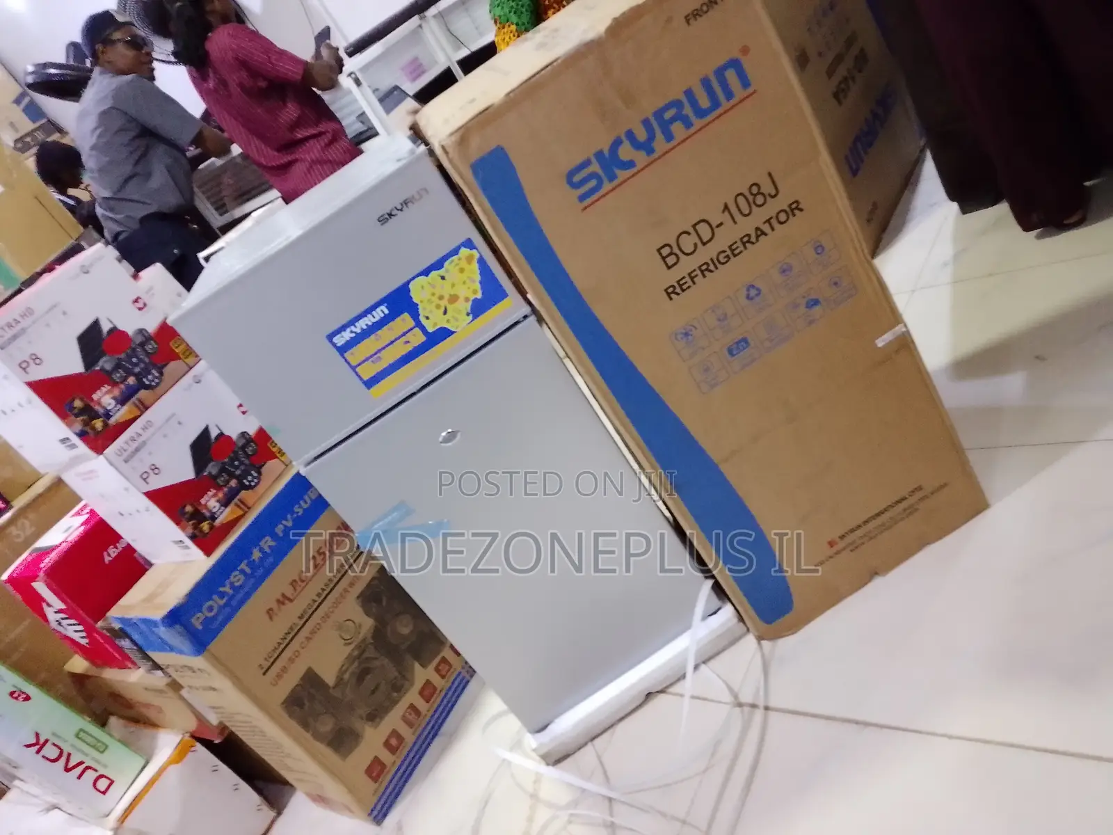 Skyrun BCD-108J Refrigerator for Students and Singles