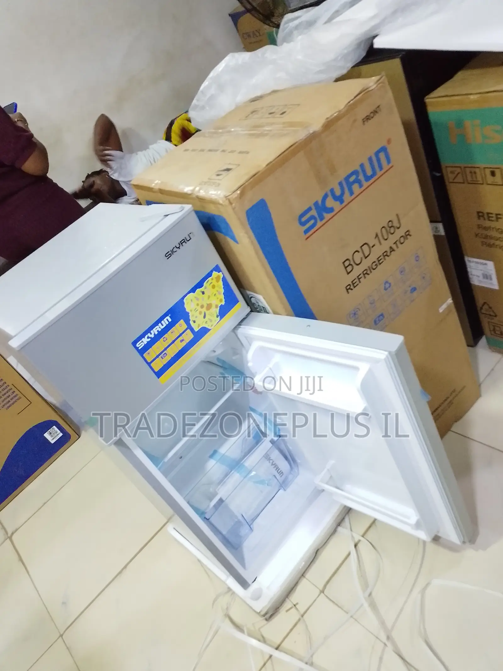 Skyrun BCD-108J 108L Fridge for Modern Apartments