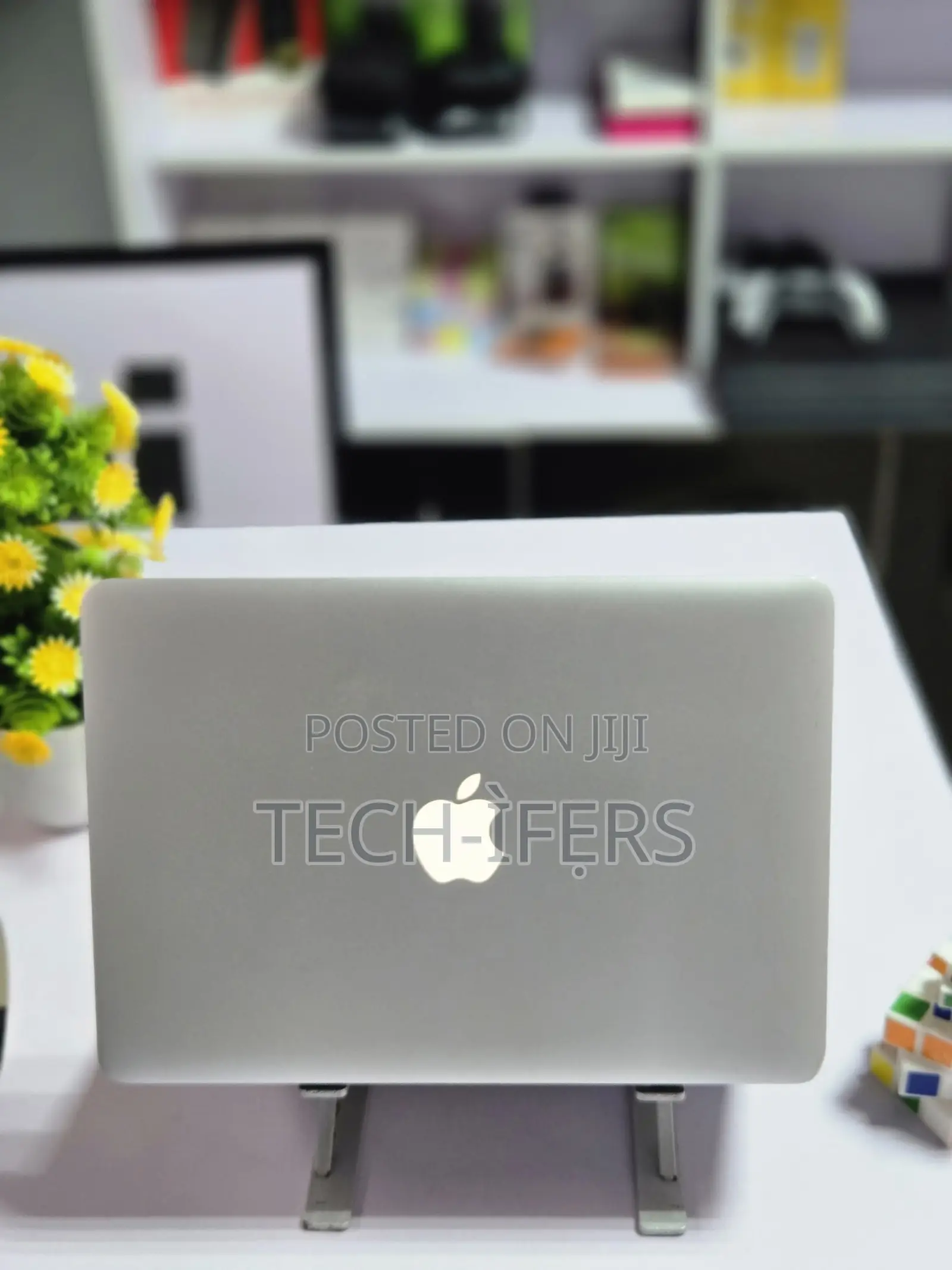 Laptop Apple MacBook Pro 2015 8GB Intel Core i5 SSD 128GB