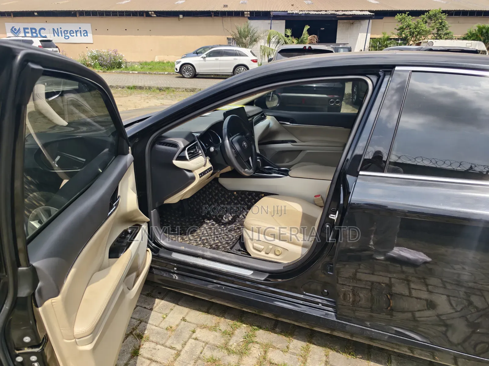 Toyota Camry 2021 Black