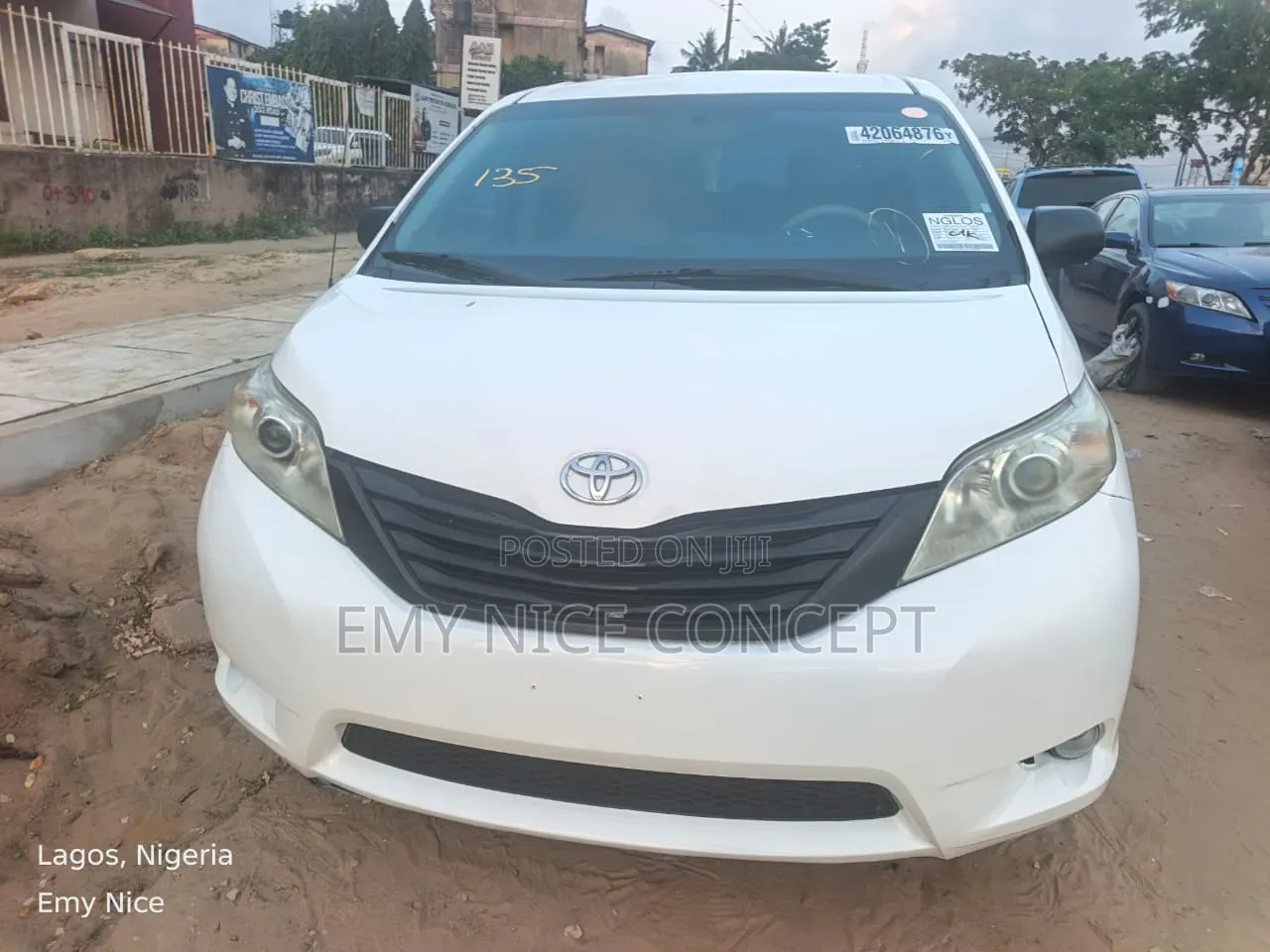 Toyota Sienna L 7-Passenger 4dr Minivan (3.5L 6cyl 6A) 2014 White