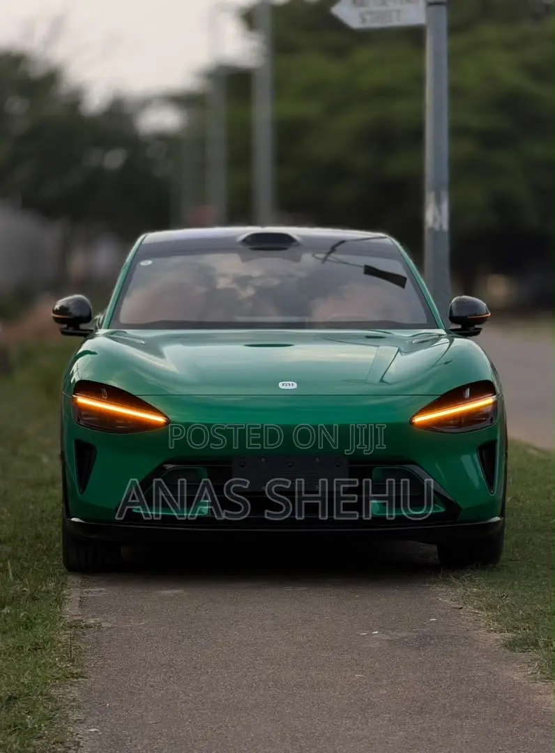 New Xiaomi SU7 Ultra Standard 2026 Green