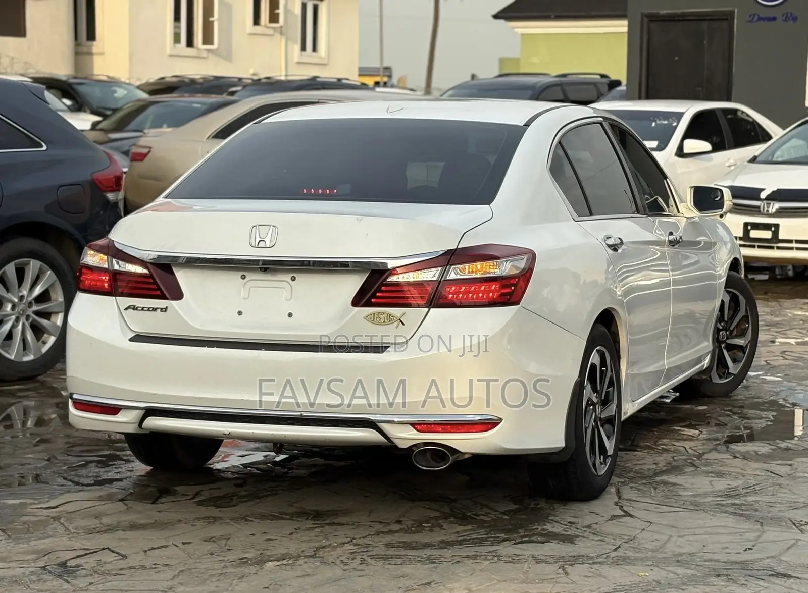 Honda Accord 2016 White