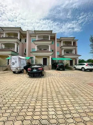 6bdrm Townhouse / Terrace in Katampe Extension for rent