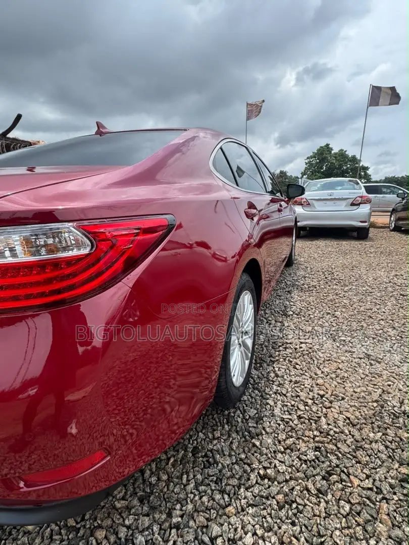 Lexus ES 350 FWD 2014 Red