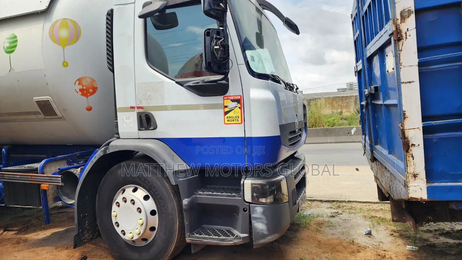 LPG Gas Tanker Truck 11 Tons