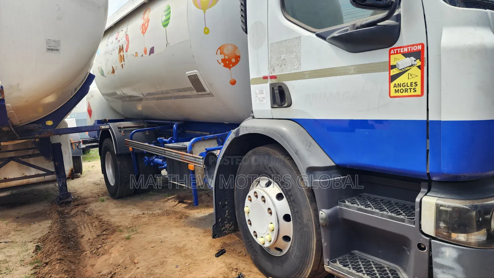 LPG Gas Tanker Truck 11 Tons