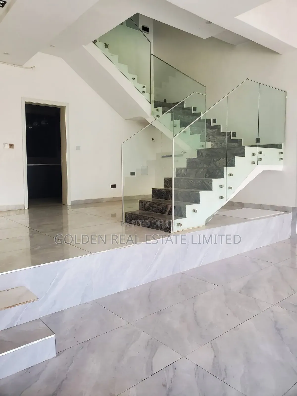 4bdrm Duplex in Jahi for sale