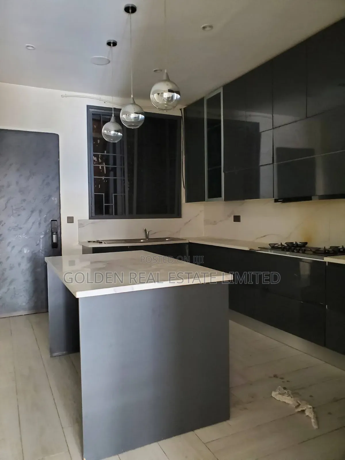 4bdrm Duplex in Jahi for sale