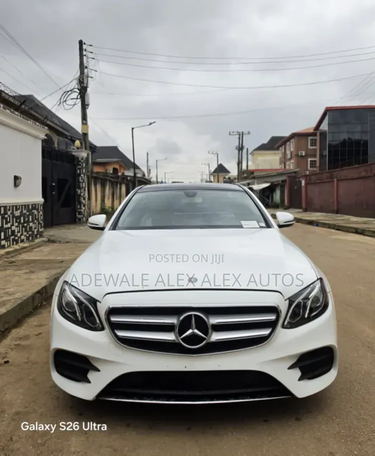 Mercedes-Benz E300 2017 White