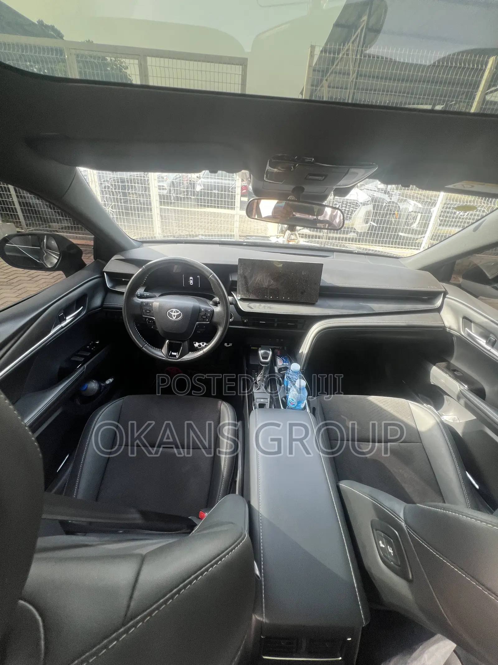 Toyota Camry SE 2025 Black