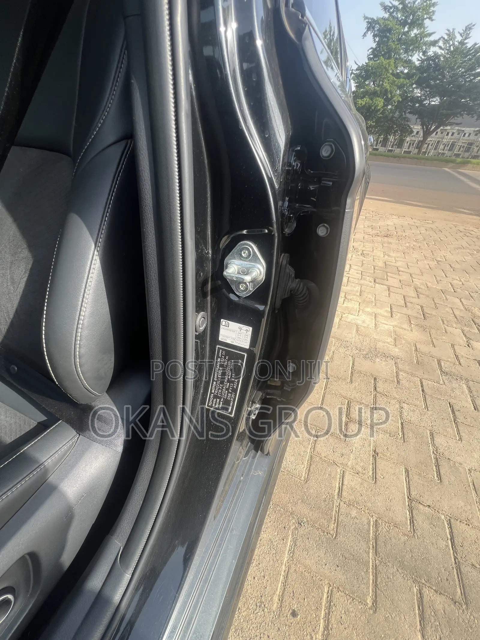 Toyota Camry SE 2025 Black