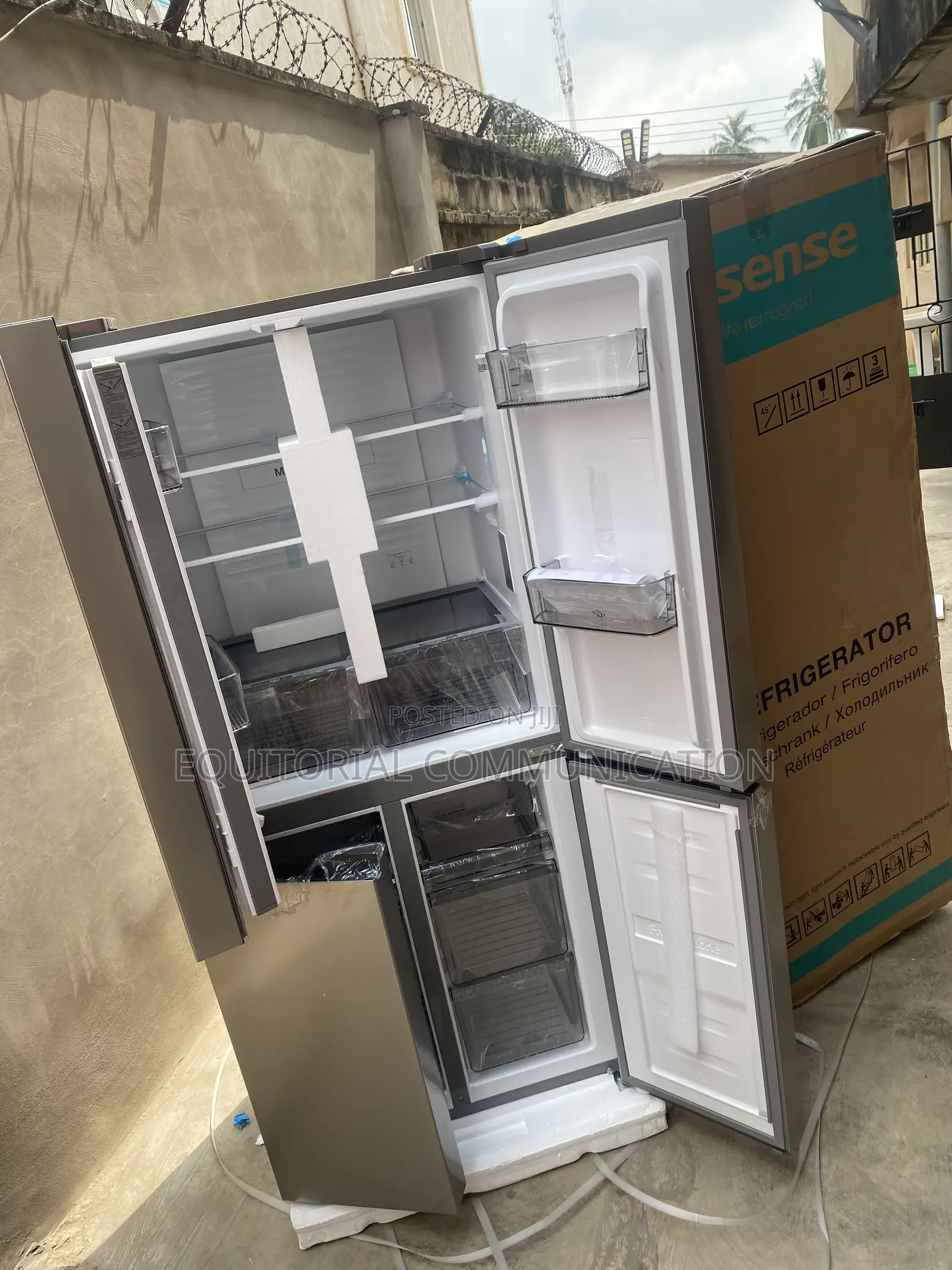 Hisense RQ-54WC 392L Side-by-Side Inverter Cooling Fridge