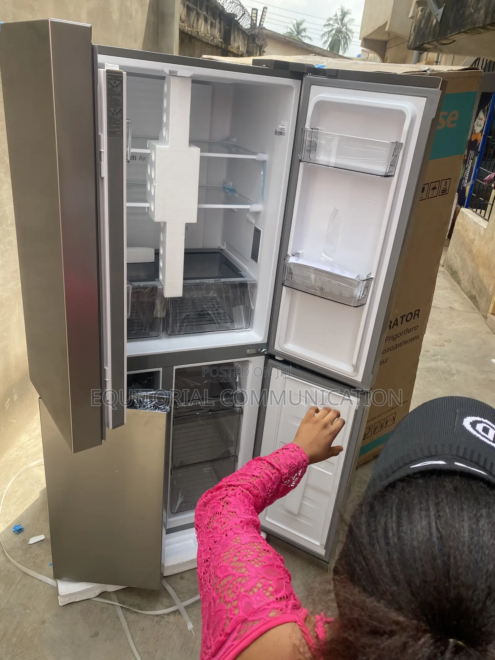 Hisense Inverter Refrigerator RQ-54WC With 392L Storage