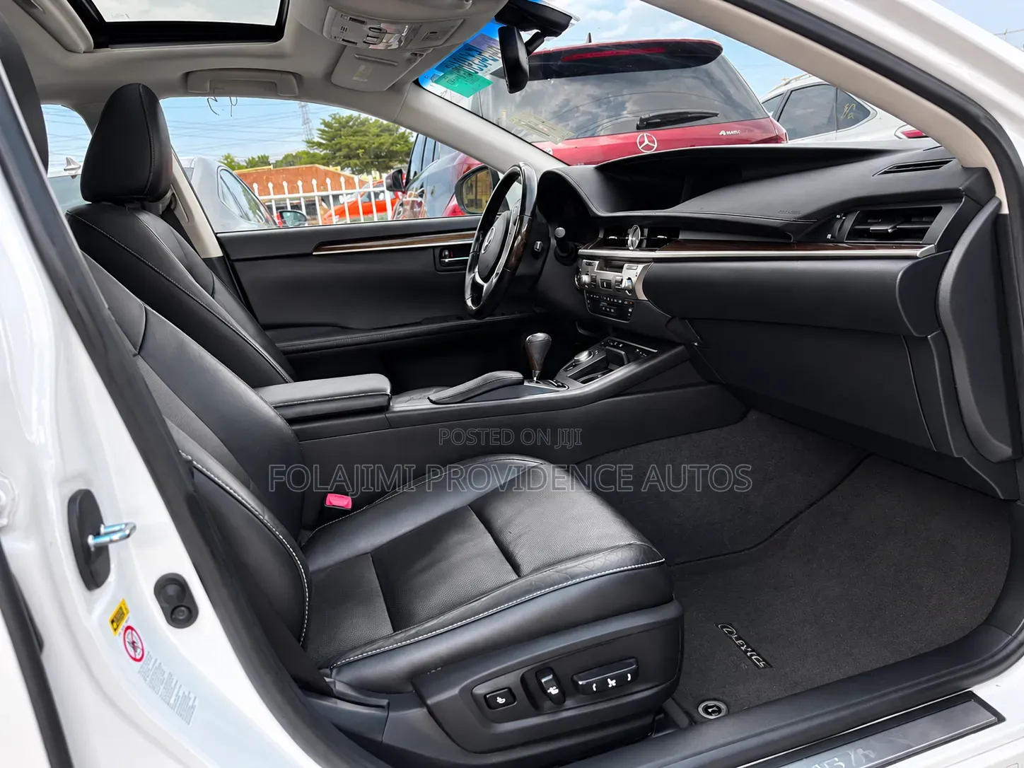 Lexus ES 2015 White