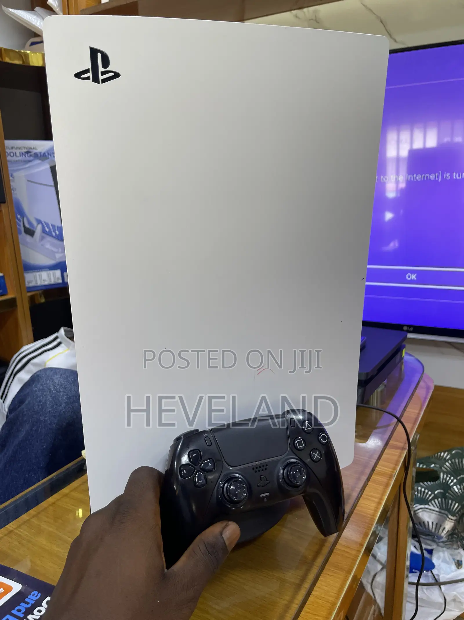 Super Clean PS5 Console ( PS5 Fat)