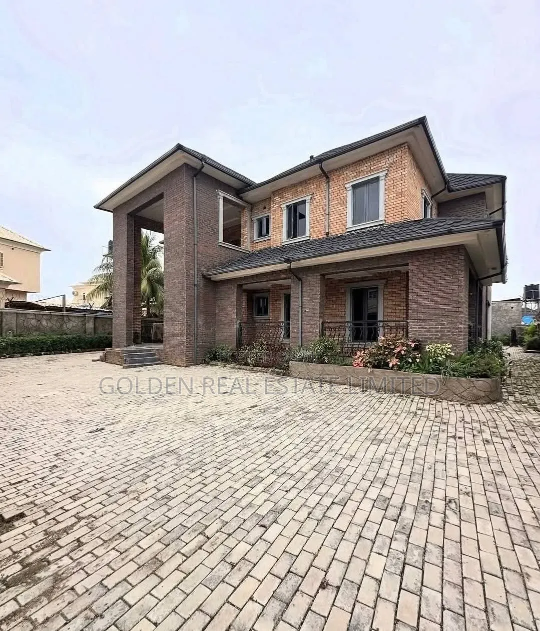 6bdrm Duplex in Zone 1 / Wuse for sale