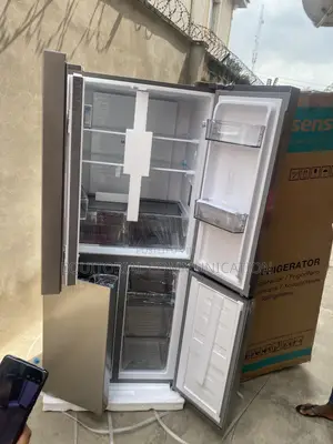 Hisense 392L Refrigerator With Inverter Compressor Technology