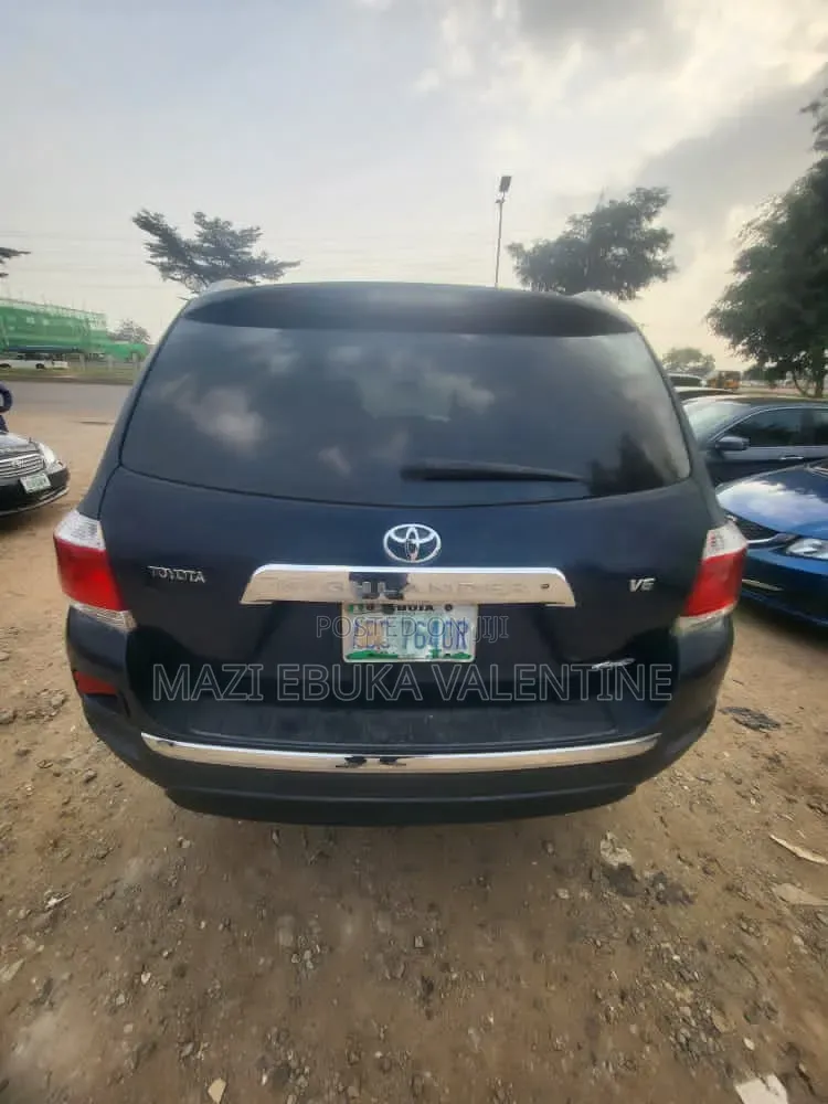 Toyota Highlander 2009 Blue