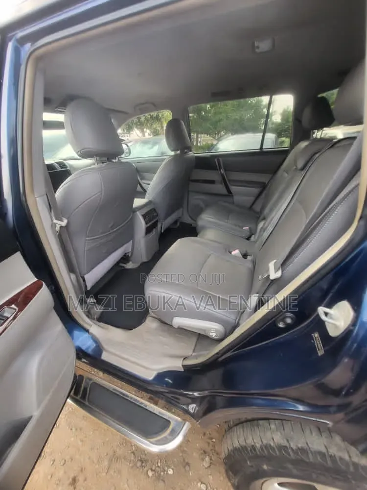 Toyota Highlander 2009 Blue