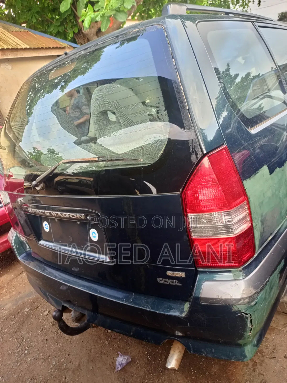 Mitsubishi SpaceWagon 2001 Green