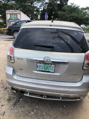 Toyota Matrix 2006 Silver