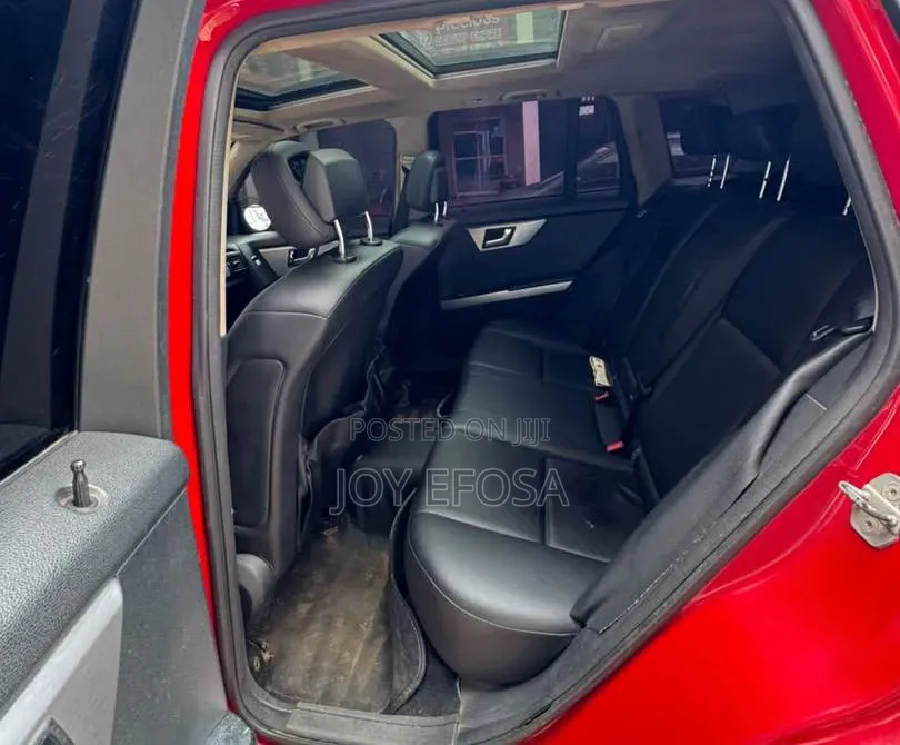 Mercedes-Benz GLK-Class 350 4MATIC 2010 Red