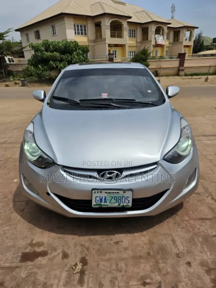 Hyundai Elantra 2013 Silver
