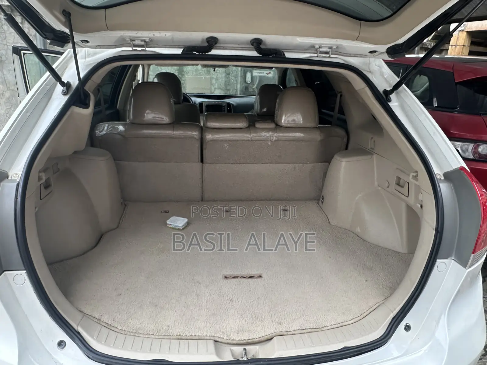 Toyota Venza V6 AWD 2011 White