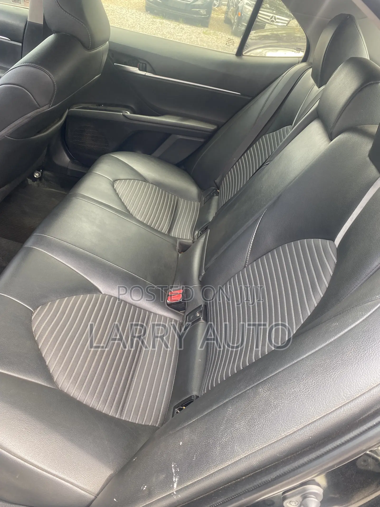 Toyota Camry 2018 Black