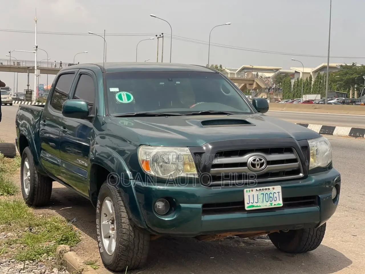 Toyota Tacoma 2010 Green