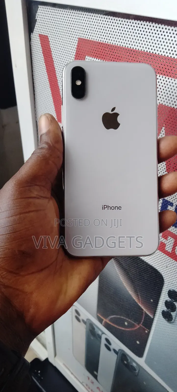 Apple iPhone X 64 GB White
