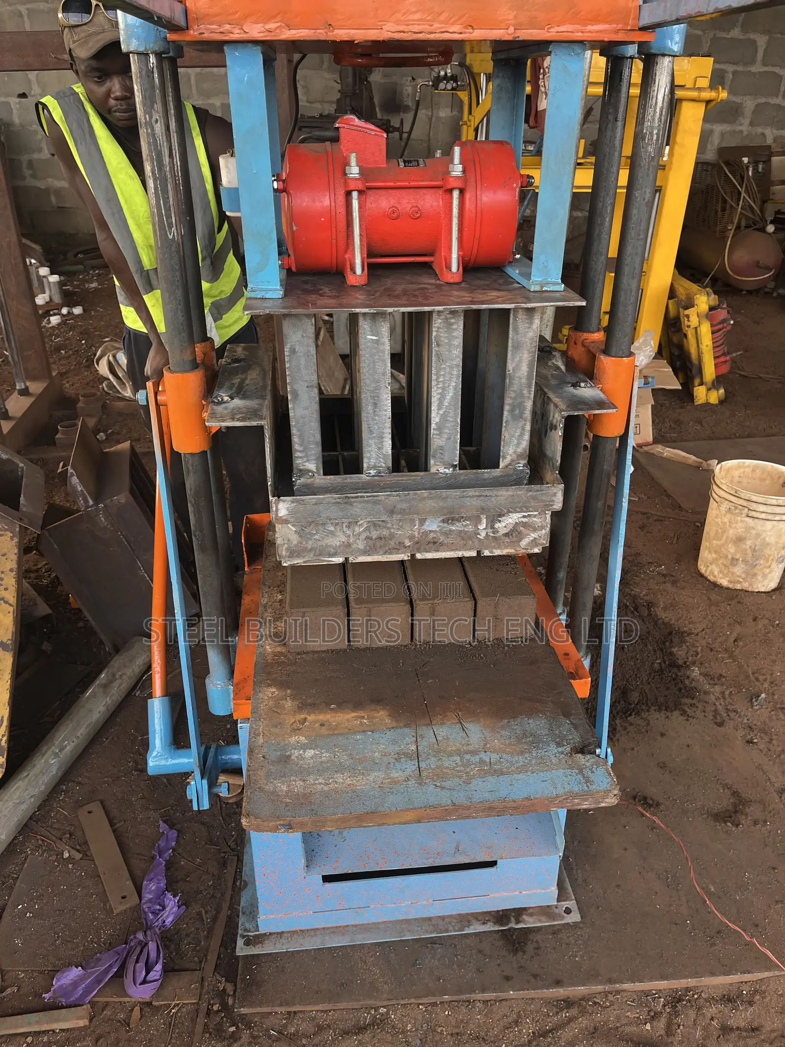 ST4 Paving Stone Machine
