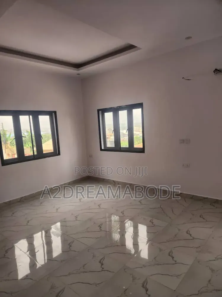 4bdrm Duplex in Magodo, GRA Phase 1 for rent