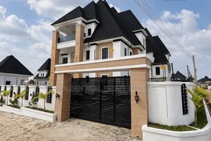 5bdrm Duplex in Dakwo District for sale