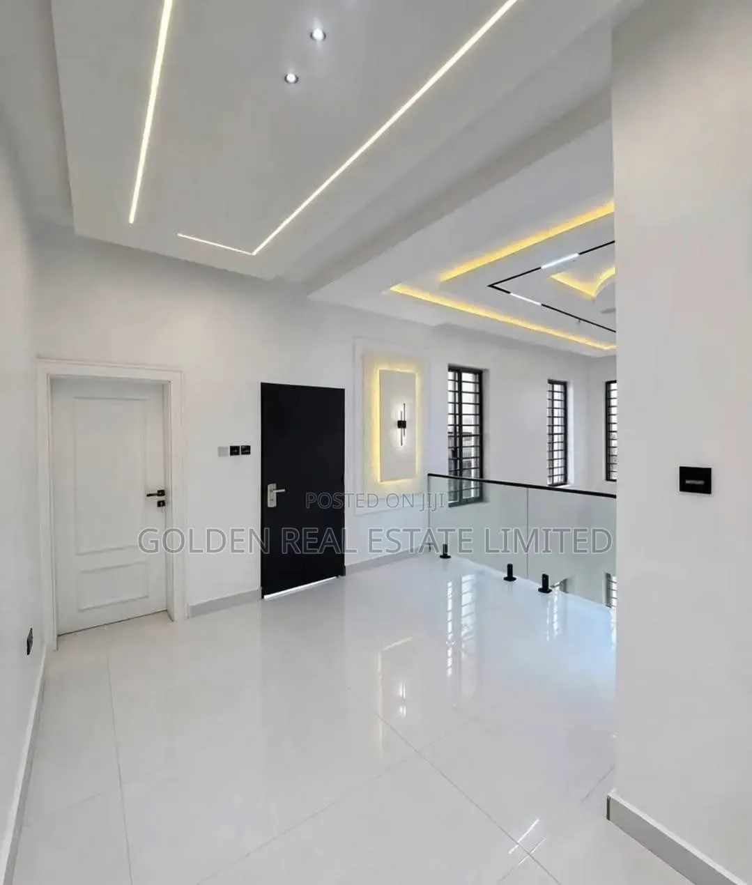 5bdrm Duplex in Dakwo District for sale