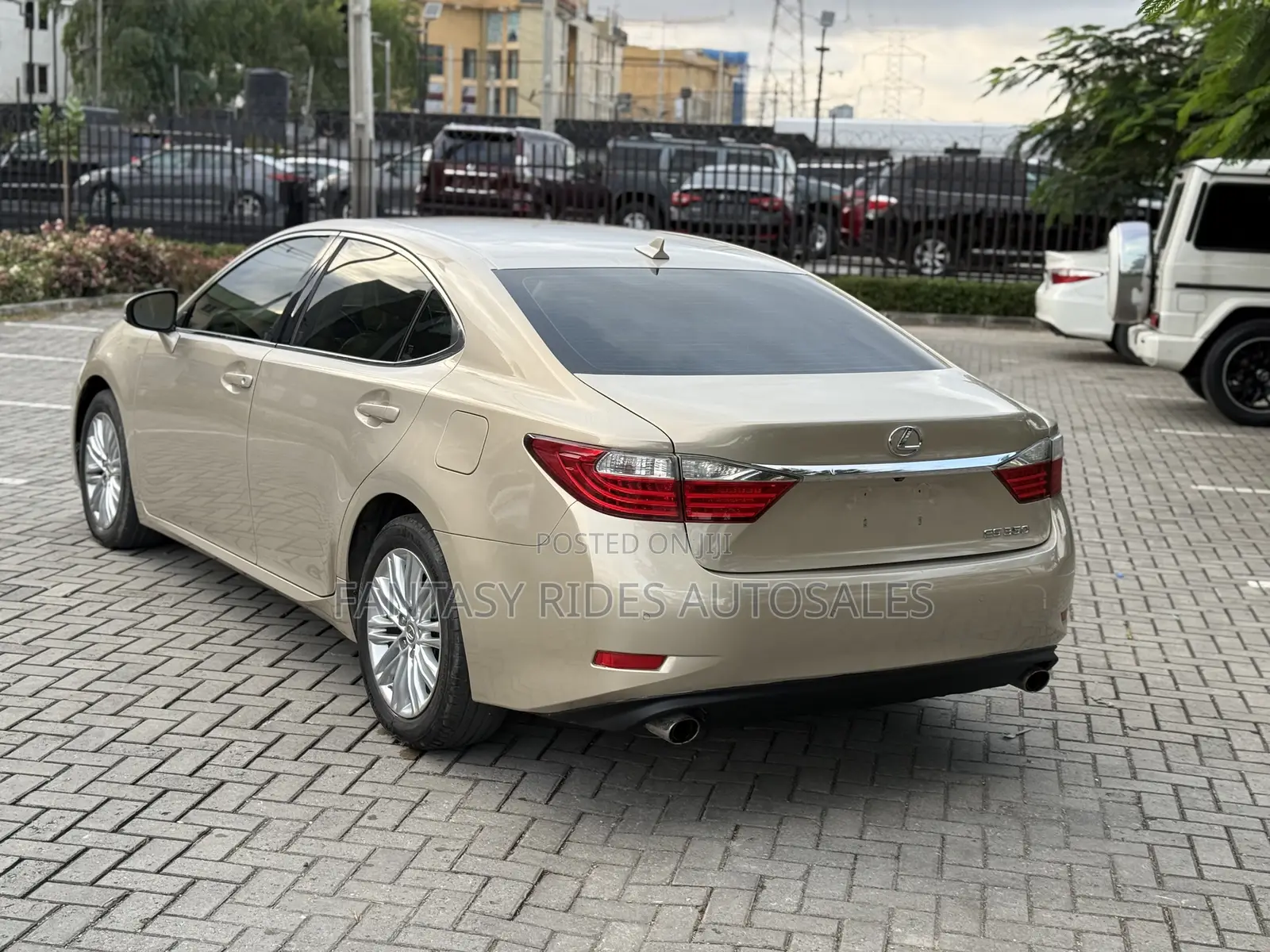 Lexus ES 350 FWD 2014 Gold